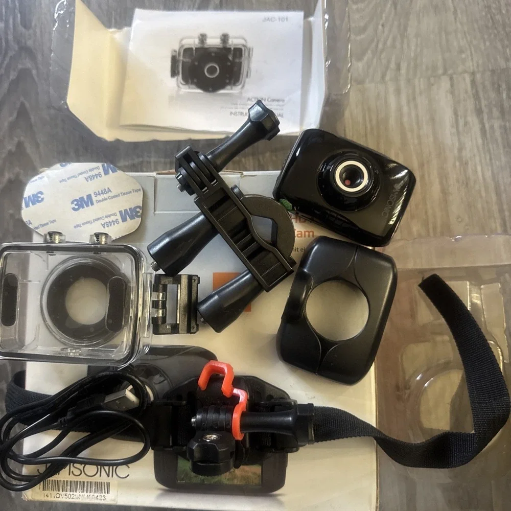Jamsonic JAC-101 HD Waterproof Action Cam w/ LCD, MicroSD, USB, Black 720p